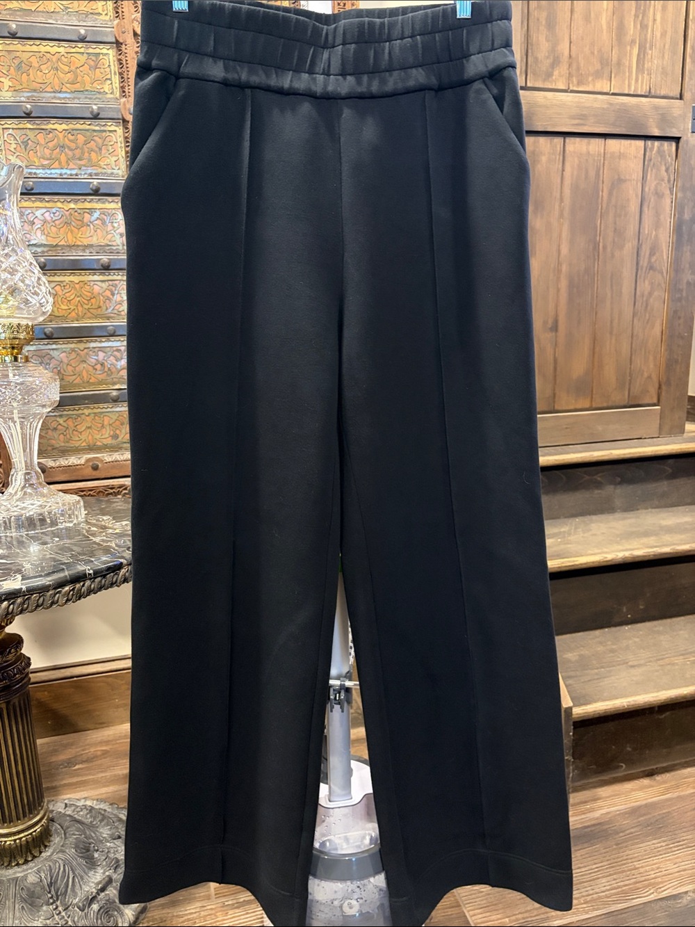Veronica Beard Black Wide-Leg Pull-On Pants